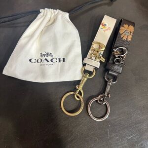 Coach key holder wristlet